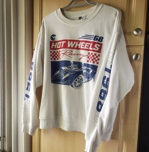 H&M White Hot Wheels Racing Sweatshirt